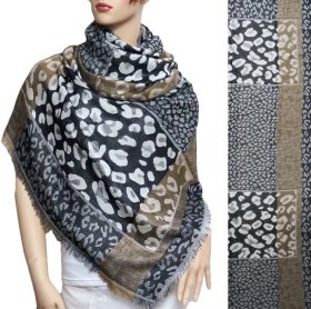 Leopard Section Pattern Scarf Black