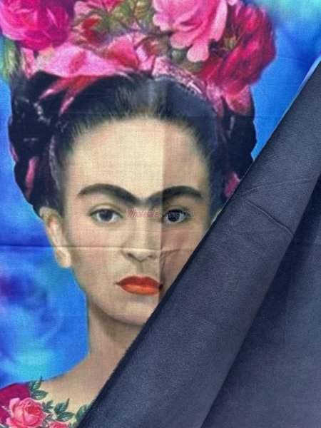 (image for) Frida Kahlo with the Cat print Shawl